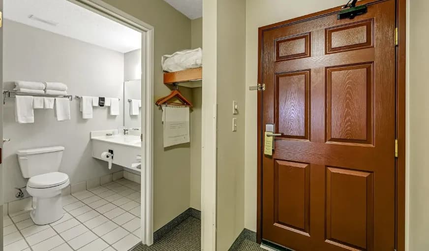 Country Inn Walker hotel photo 4