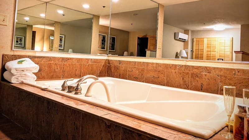 LivINN Hotel Minneapolis North/Fridley Jacuzzi room