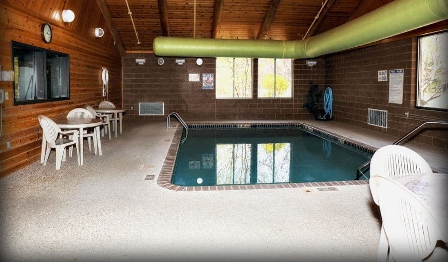 Pine Peaks Lodge and Suites hotel photo 5