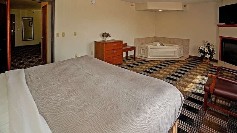 Quality Inn Near Medical Center hotel photo 2