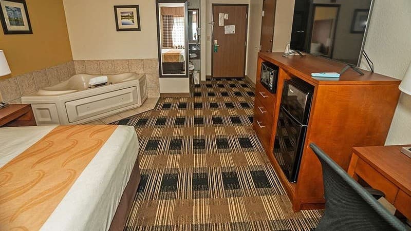 Quality Inn Near Medical Center hotel photo 3
