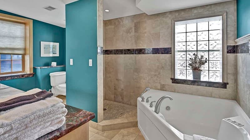 St. James Hotel hotel photo 2