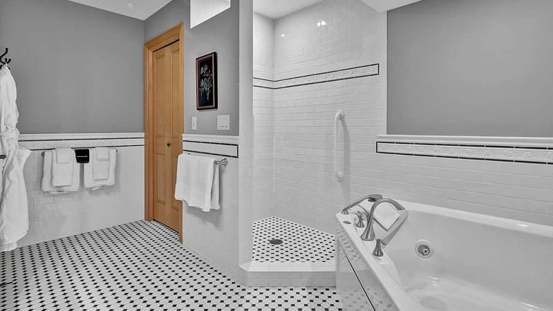 St. James Hotel hotel photo 3