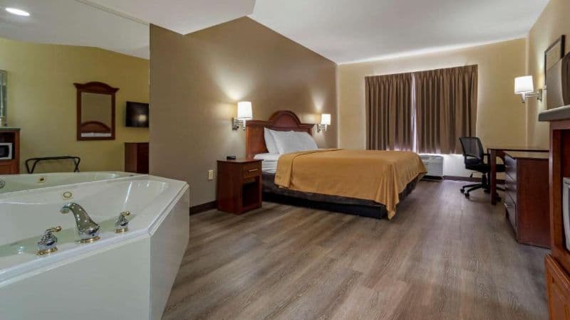 Econo Lodge Inn & Suites Flowood – Jackson Northwest hotel photo 2