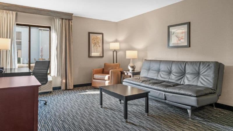 Best Western Courtview Hotel hotel photo 5