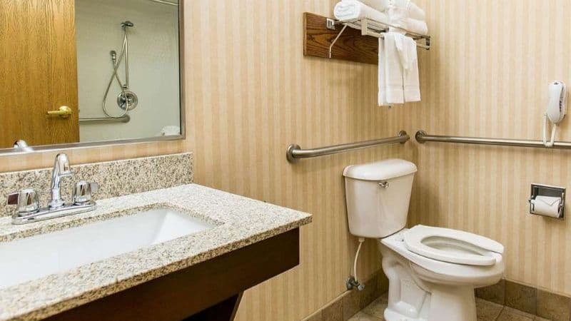 Comfort Inn Warrensburg Station hotel photo 3