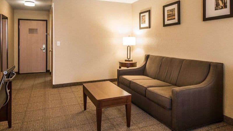 Quality Inn & Suites hotel photo 4