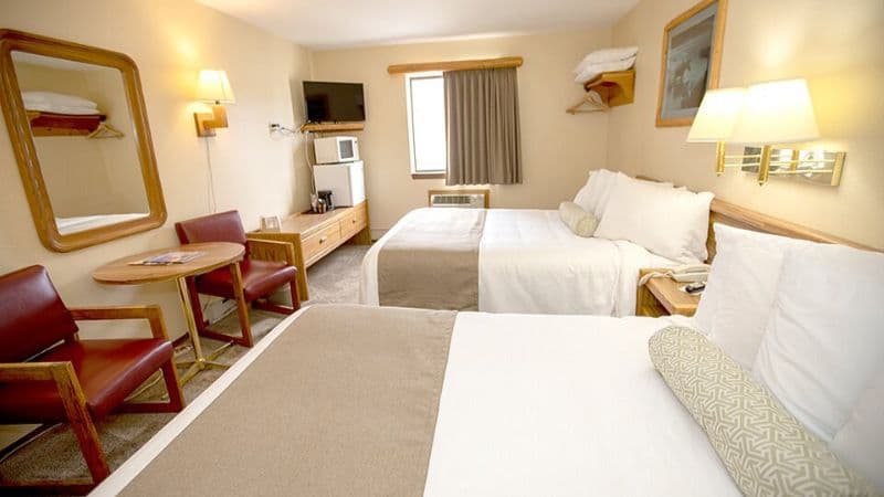 Beartooth Hideaway Inn & Cabins hotel photo 2