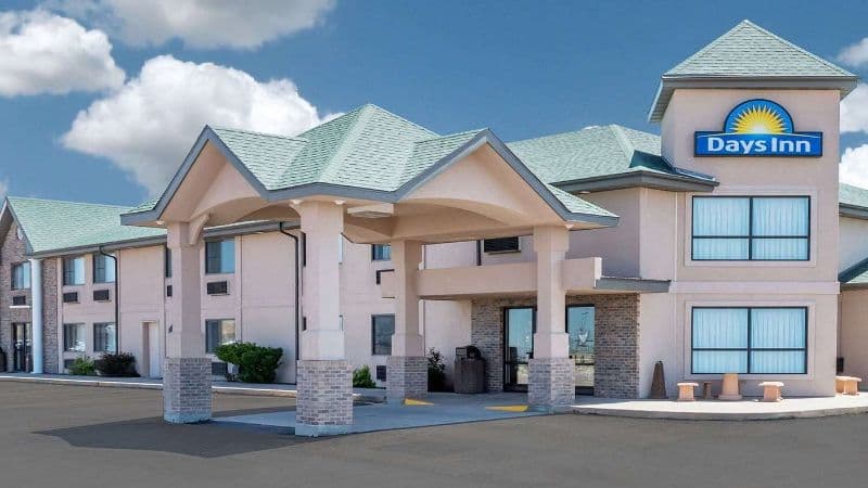 Days Inn by Wyndham Sidney hotel photo 4