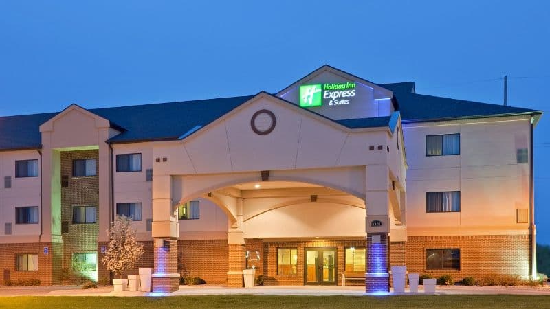 Holiday Inn Express & Suites Lincoln South, an IHG Hotel hotel photo 5
