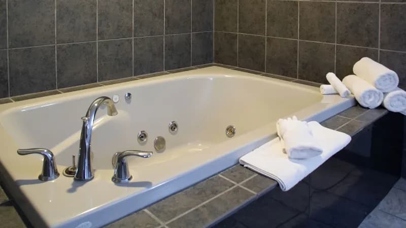New Victorian Inn & Suites Norfolk hotel photo 2