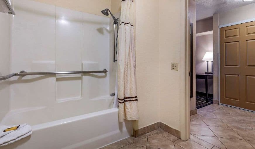 Best Western Plus Las Vegas West hotel photo 2