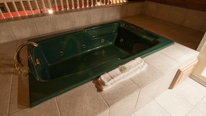 North Lake Lodges & Villas Jacuzzi room