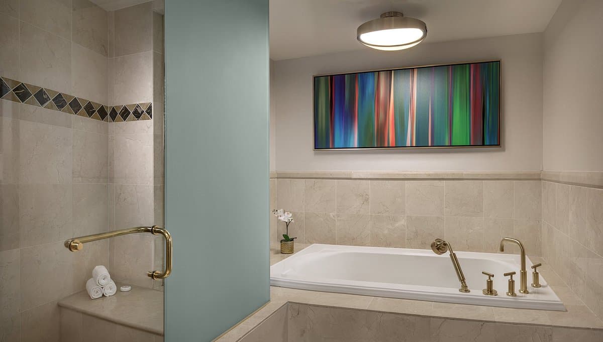 Palace Station Hotel and Casino Jacuzzi room