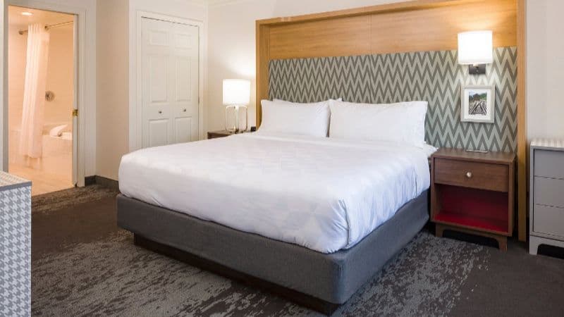 Holiday Inn Salem (I-93 At Exit 2) hotel photo 3