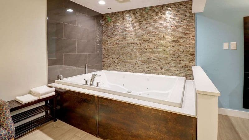 Quality Inn & Suites Lincoln I-93 hotel photo 2