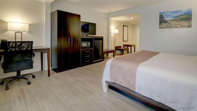 Quality Inn & Suites Lincoln I-93 hotel photo 4