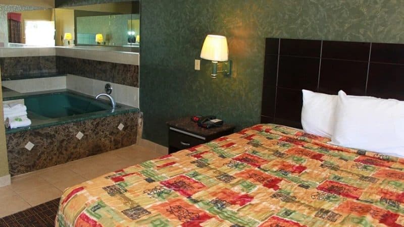 Deluxe Inn Galloway hotel photo 4