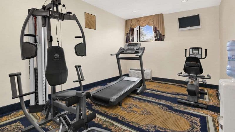 Ramada by Wyndham East Orange hotel photo 5