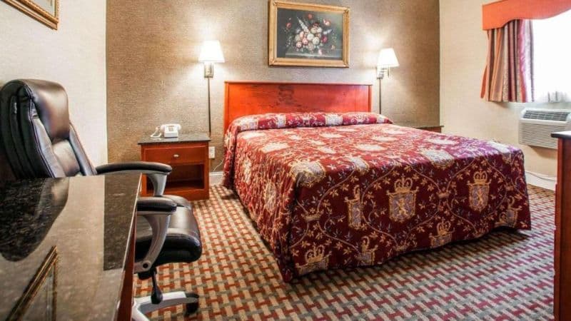 Rodeway Inn Paterson hotel photo 2
