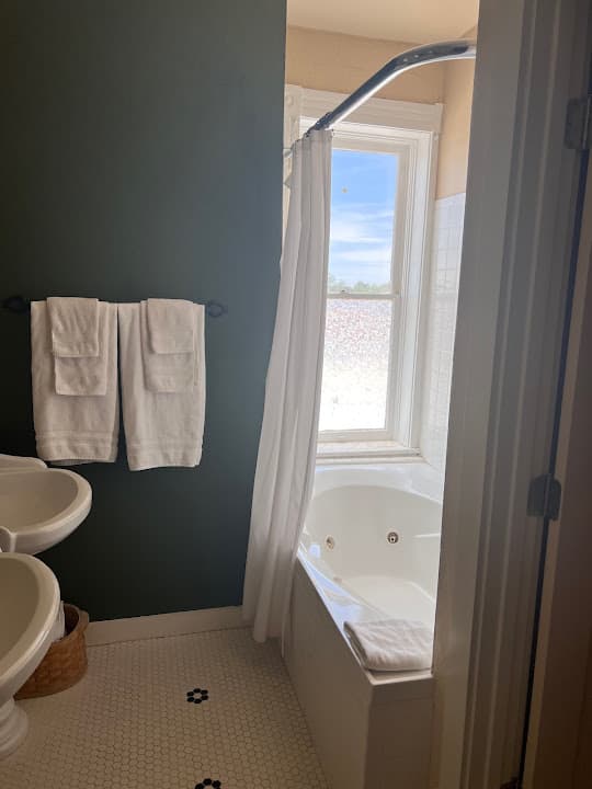 Hotel Eklund Jacuzzi room