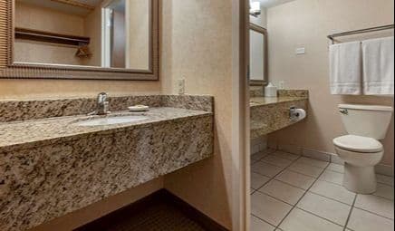 Best Western Plus Oswego Hotel And Conference Center hotel photo 3