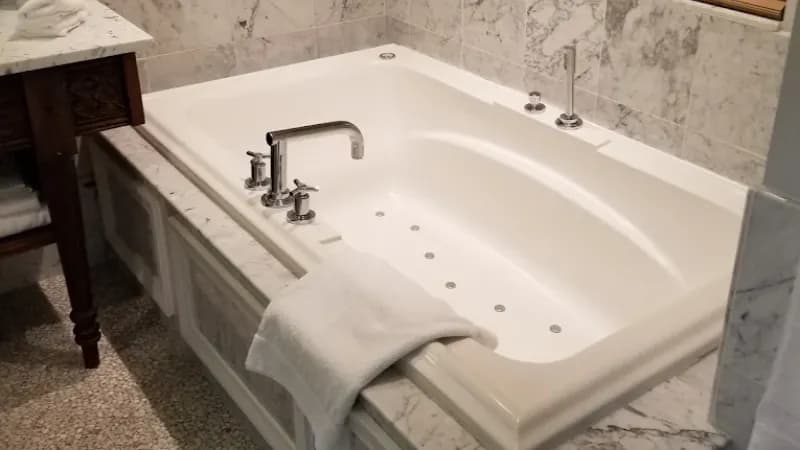 Emerson Resort & Spa hotel photo 2