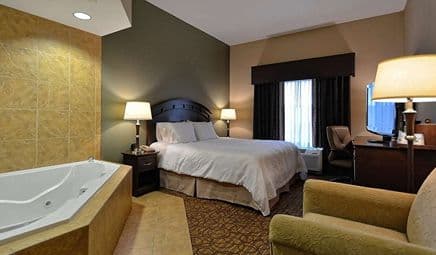 Hampton Inn Geneseo hotel photo 2
