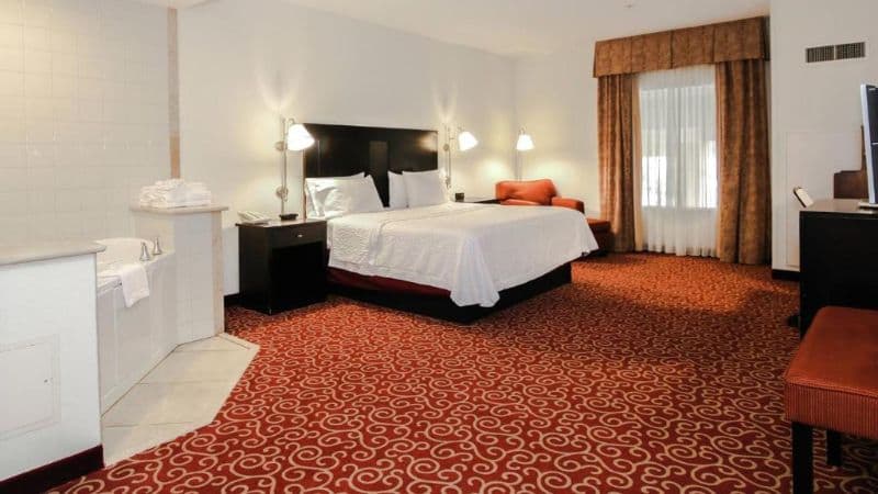 Hampton Inn Kingston hotel photo 2