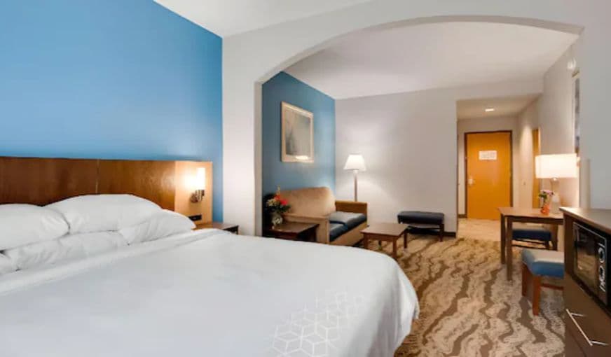 Best Western Plus River Escape Inn & Suites hotel photo 2
