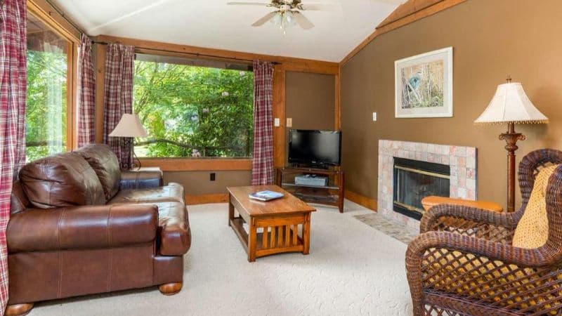 Highland Lake Inn & Resort hotel photo 5