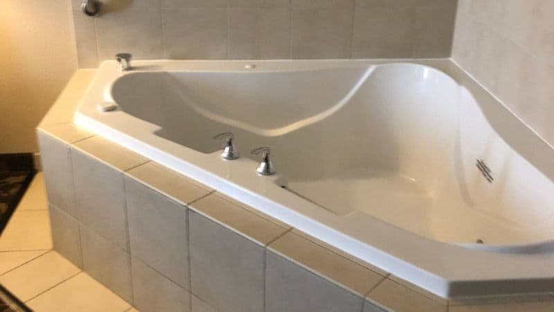 Hilton Garden Inn Charlotte Concord Jacuzzi room