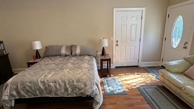 MooreField Suites Greensboro East hotel photo 2