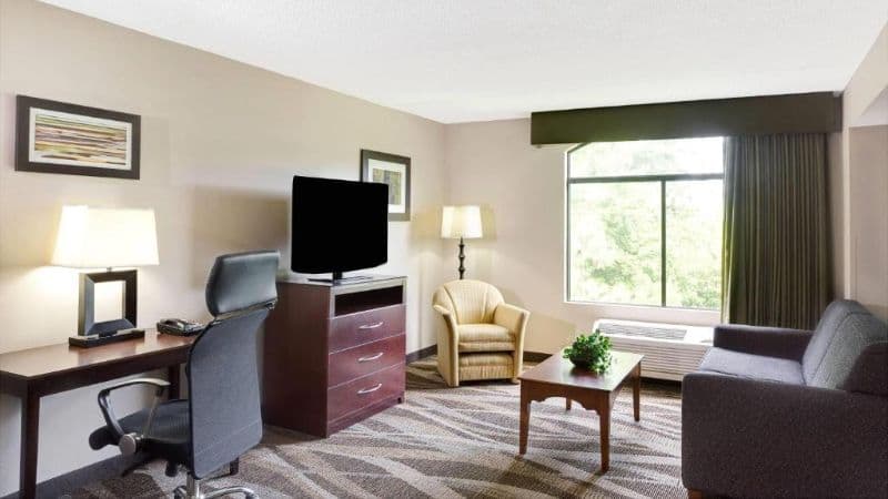 Wingate By Wyndham Raleigh Durham / Airport hotel photo 3