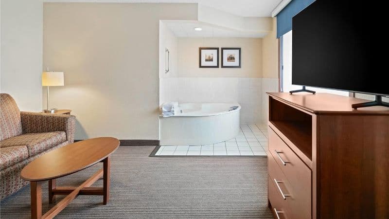 AmericInn by Wyndham Bismarck hotel photo 4
