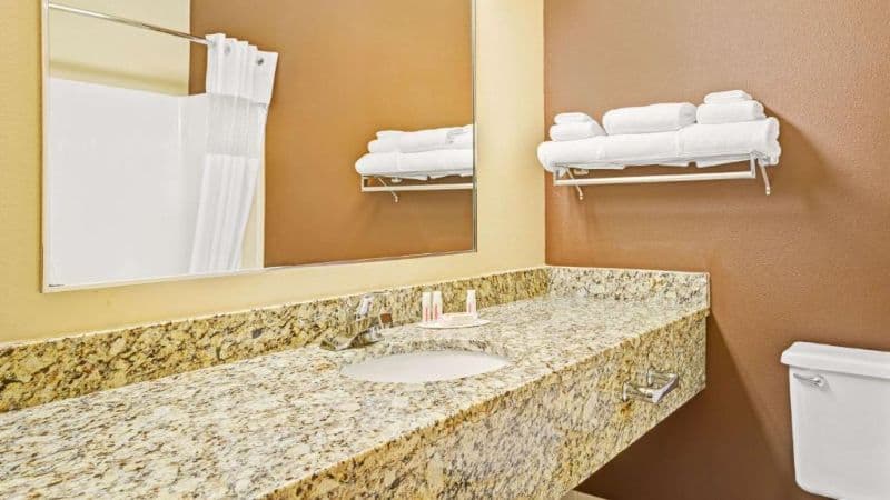 Baymont by Wyndham Wahpeton hotel photo 3