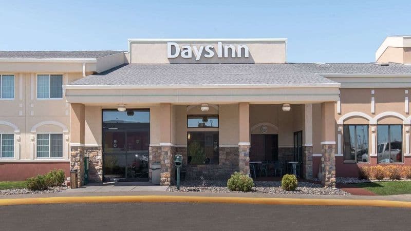 Days Inn by Wyndham Minot hotel photo 4