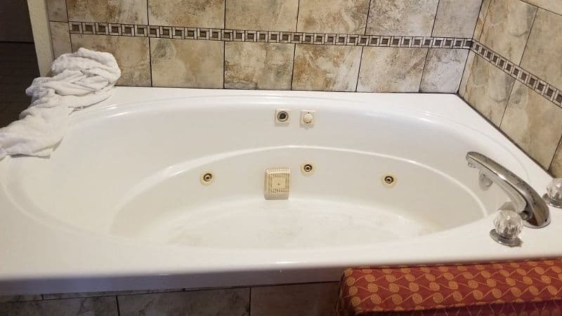 Best Western Plus Whitewater Inn Jacuzzi room