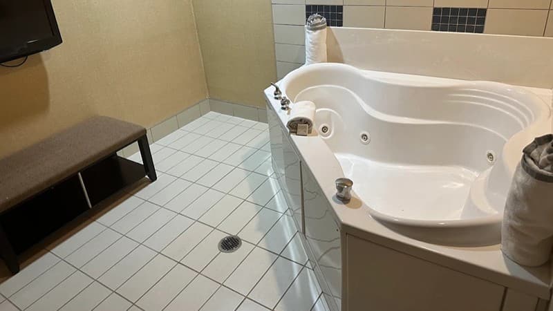 Cambria Hotel Akron – Canton Airport hotel photo 2
