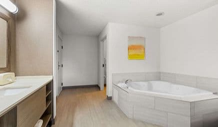 Comfort Inn – Painesville hotel photo 2