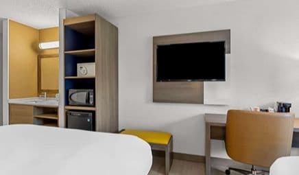 Comfort Inn – Painesville hotel photo 5