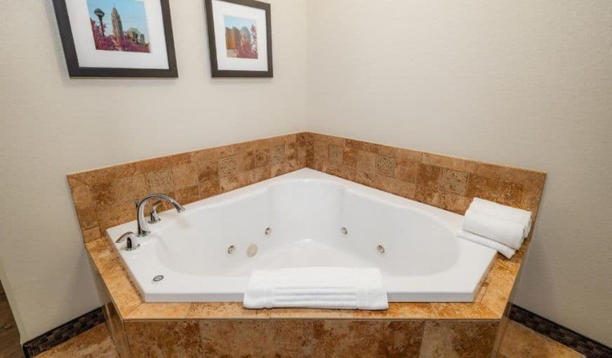 Comfort Suites Troy-I75 hotel photo 2