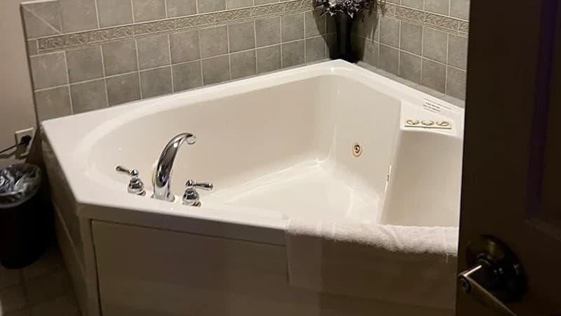 Hearthstone Inn & Suites hotel photo 2