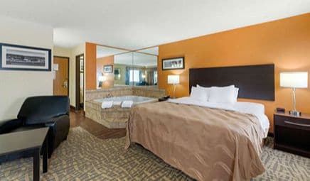 Quality Inn Wooster hotel photo 3