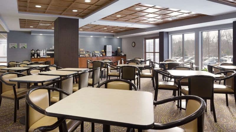 Wingate by Wyndham Sylvania hotel photo 5