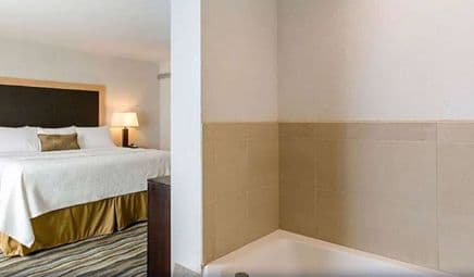 Wyndham Avon hotel photo 2