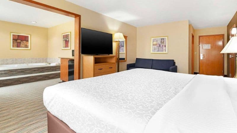 Best Western Locust Grove Inn & Suites hotel photo 2