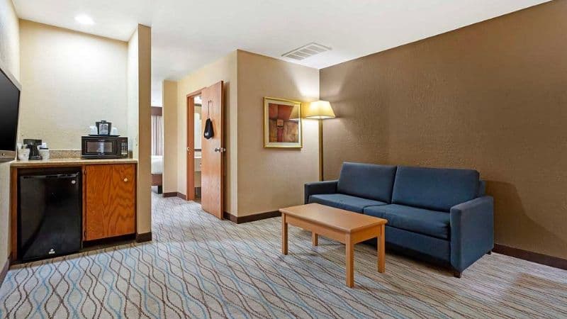 Best Western Locust Grove Inn & Suites hotel photo 4