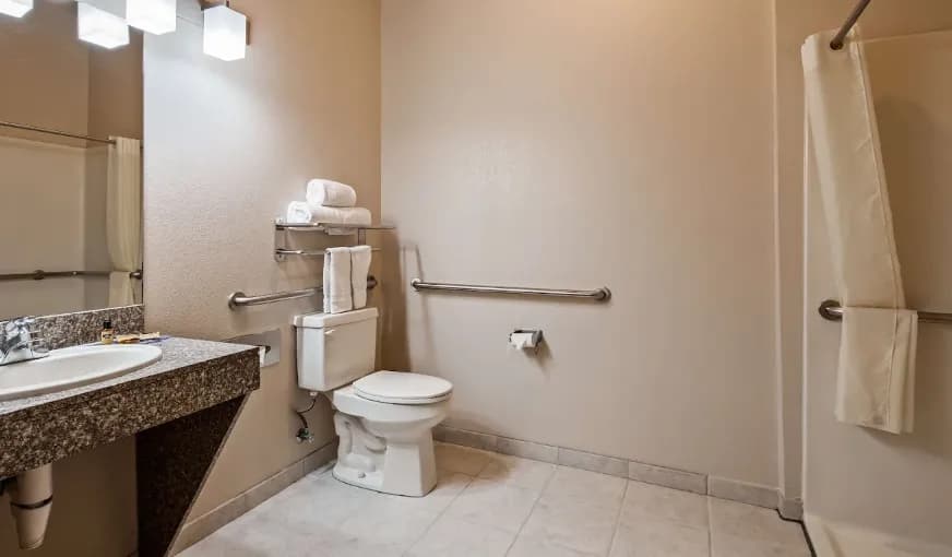 Best Western Plus Memorial Inn hotel photo 3