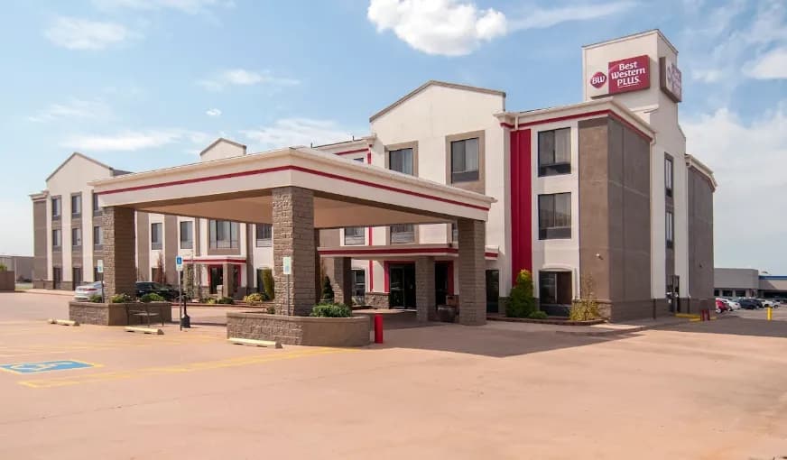 Best Western Plus Memorial Inn hotel photo 5